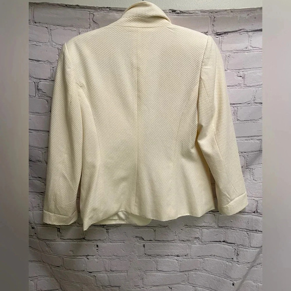 Women’s KENSIE Cream Textured Blazer Jacket Size Medium - Picture 6 of 7